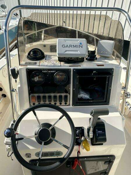 2001 Key West 1900 Sportsman