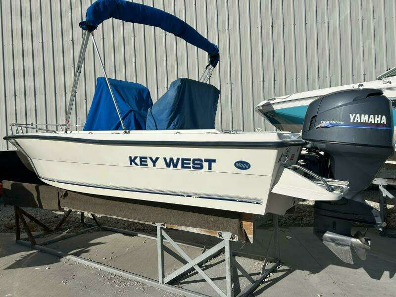 2001 Key West 1900 Sportsman