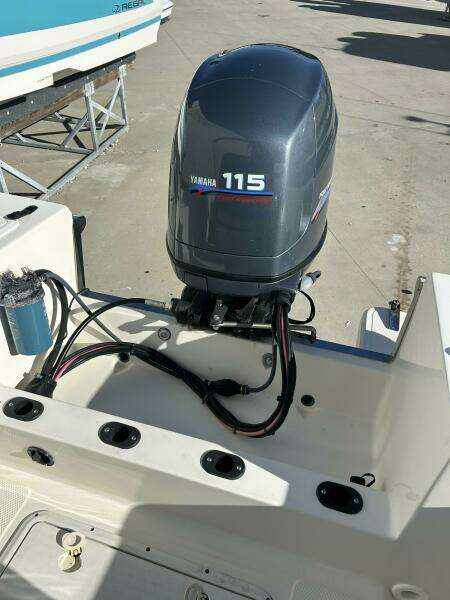 2001 Key West 1900 Sportsman