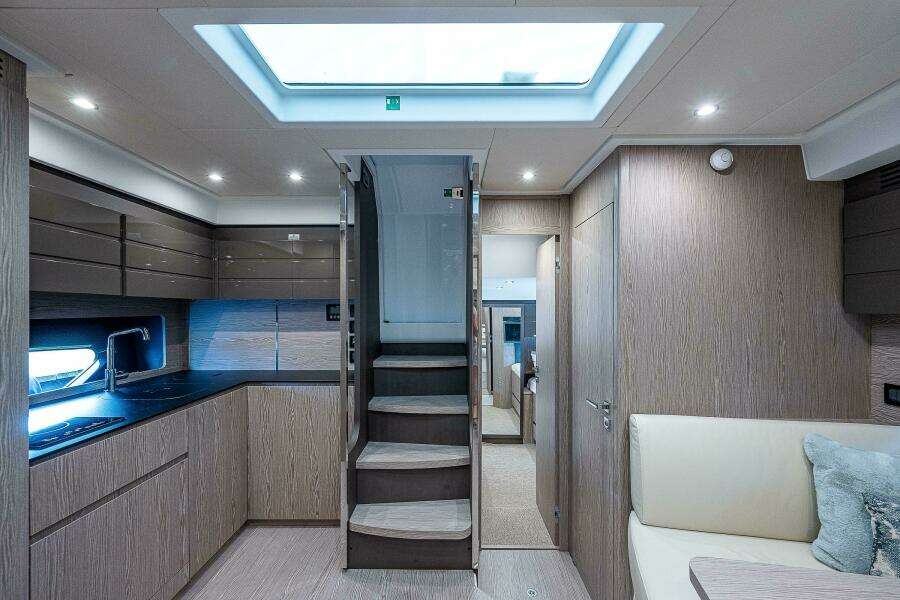 2021 Azimut 45 Atlantis