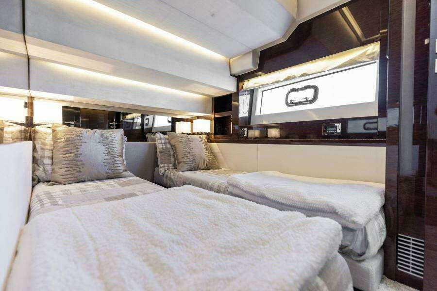 2019 Prestige 63 Flybridge 'Peace'