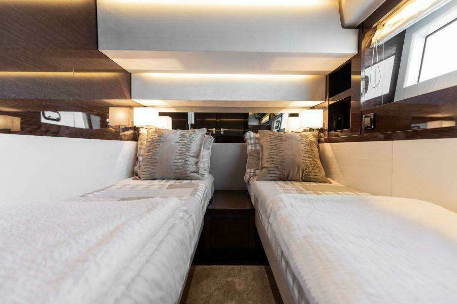 2019 Prestige 63 Flybridge 'Peace'