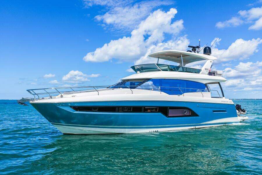2019 Prestige 630 Flybridge