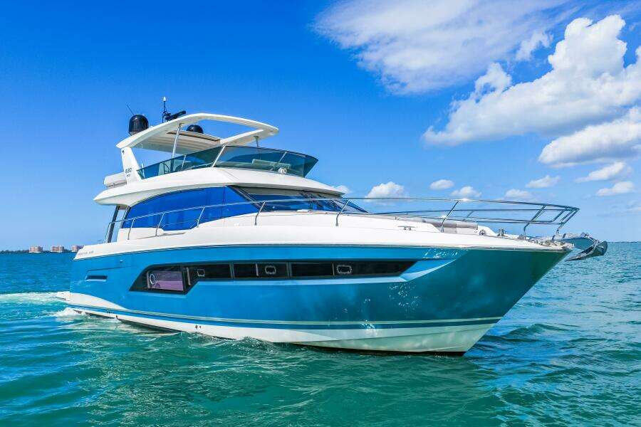 2019 Prestige 630 Flybridge -Profile
