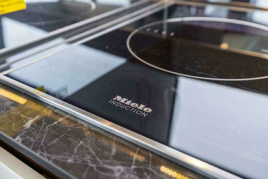 2019 Prestige 63 Flybridge 'Peace'