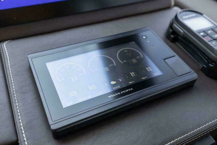 2019 Prestige 63 Flybridge 'Peace'