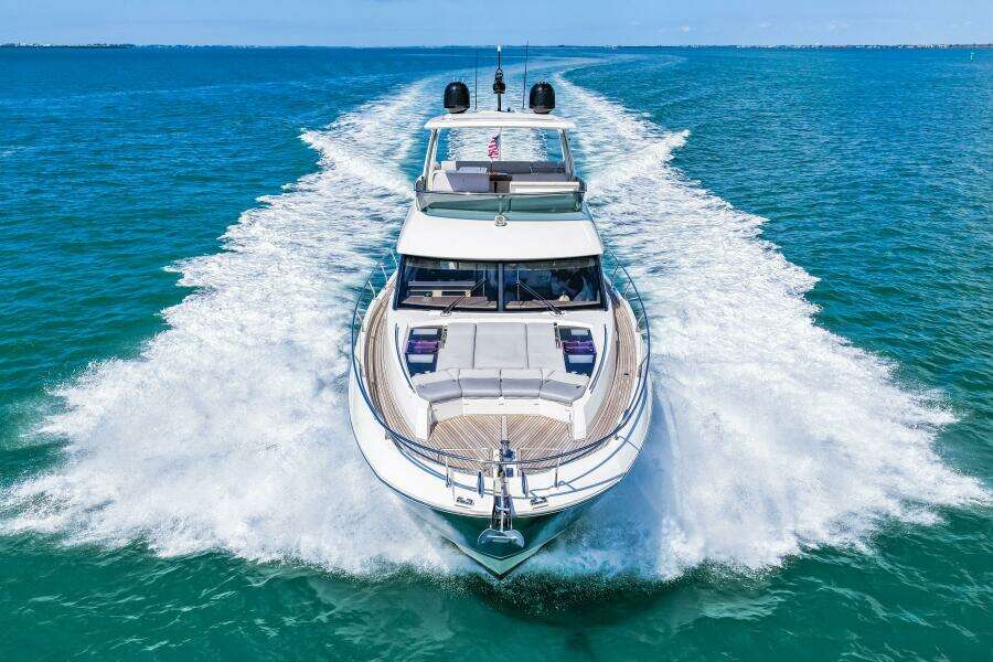2019 Prestige 630 Flybridge