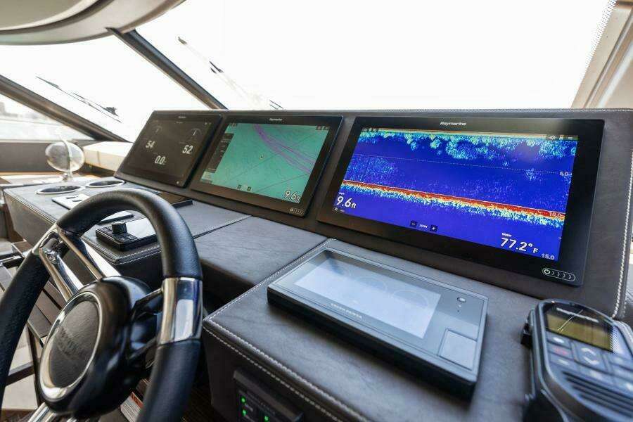 2019 Prestige 63 Flybridge 'Peace'