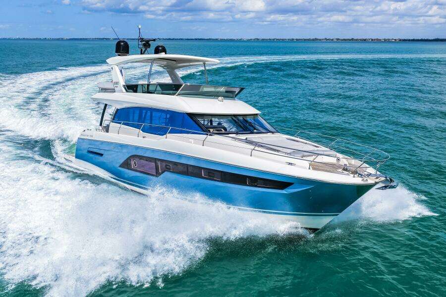 2019 Prestige 630 Flybridge