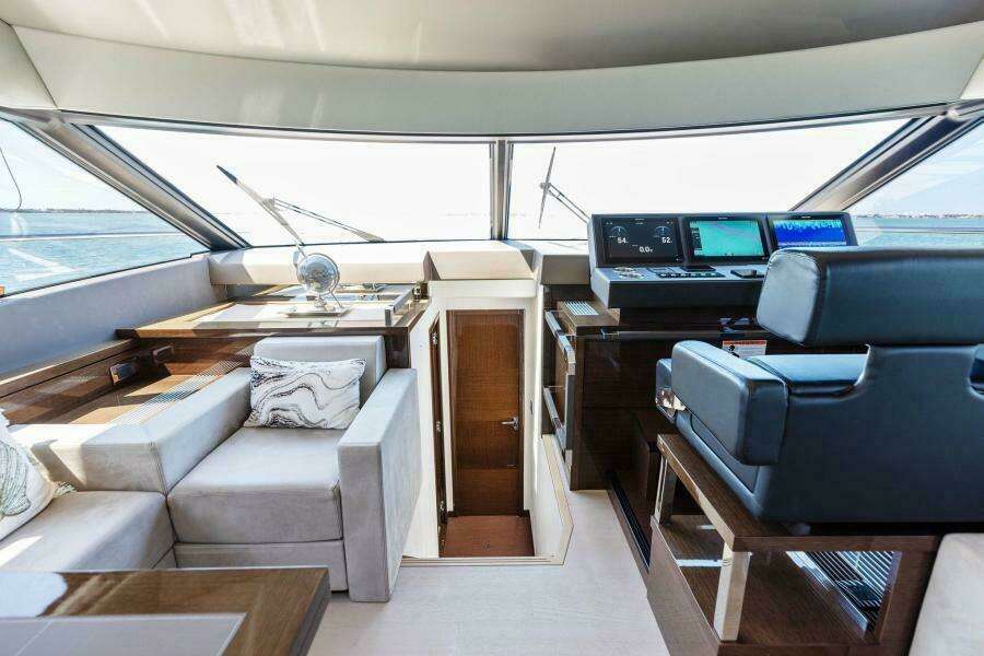 2019 Prestige 63 Flybridge 'Peace'
