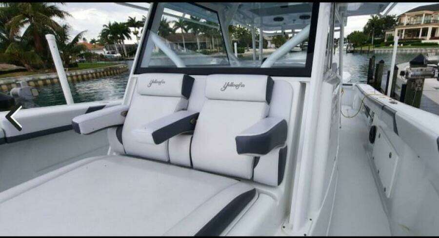 2019 Yellowfin 42 Offshore