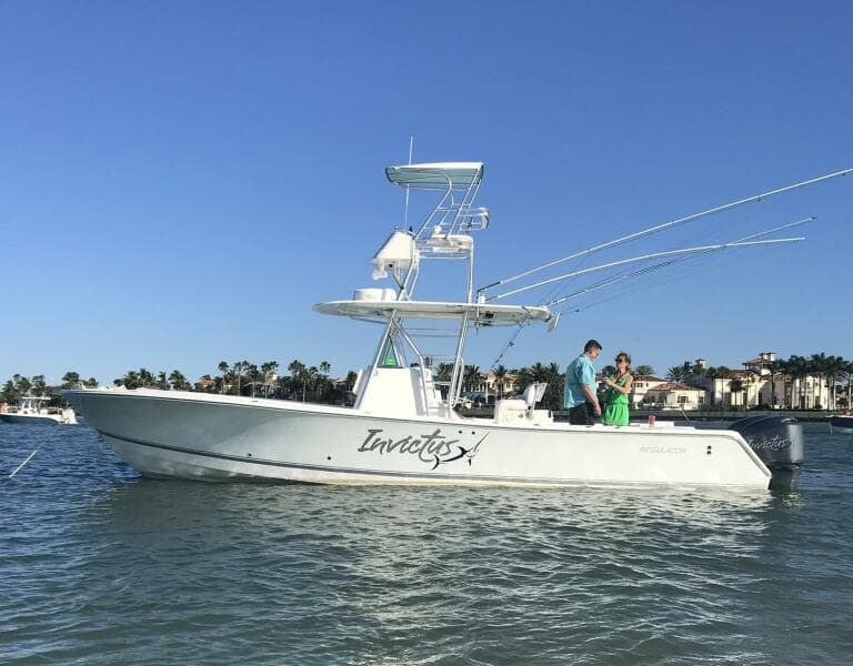 2006 Regulator 32 Center Console