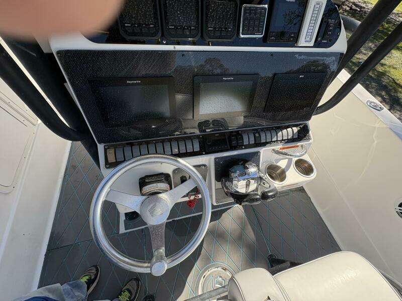 2008 Wellcraft 35 Scarab Sport