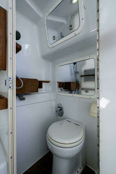 2010 Yellowfin 42 Offshore