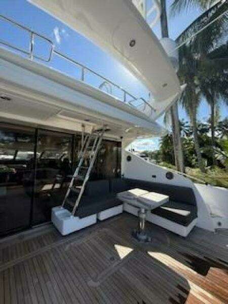 2012 Sunseeker Predator Sport Yacht 74