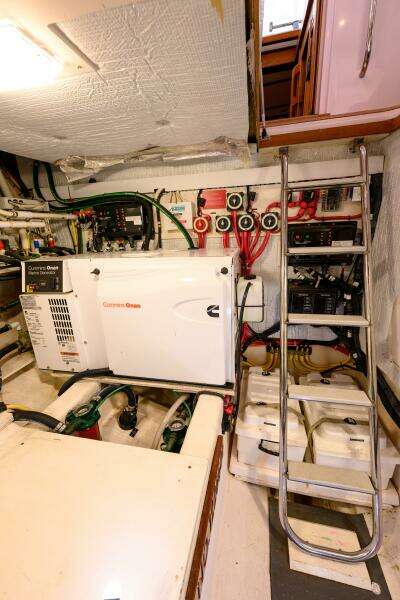 2009 Sabre 42 Hard Top Express