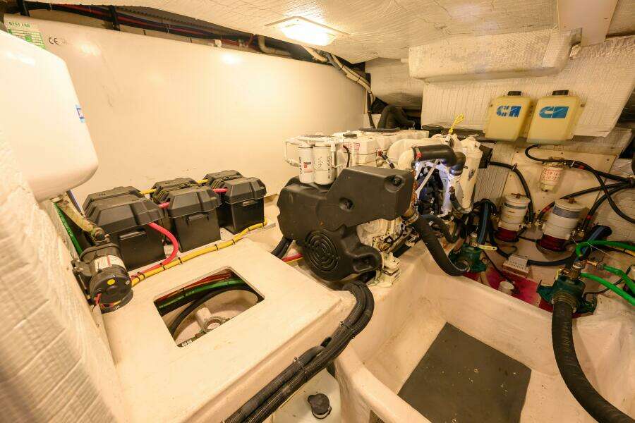 2009 Sabre 42 Hard Top Express