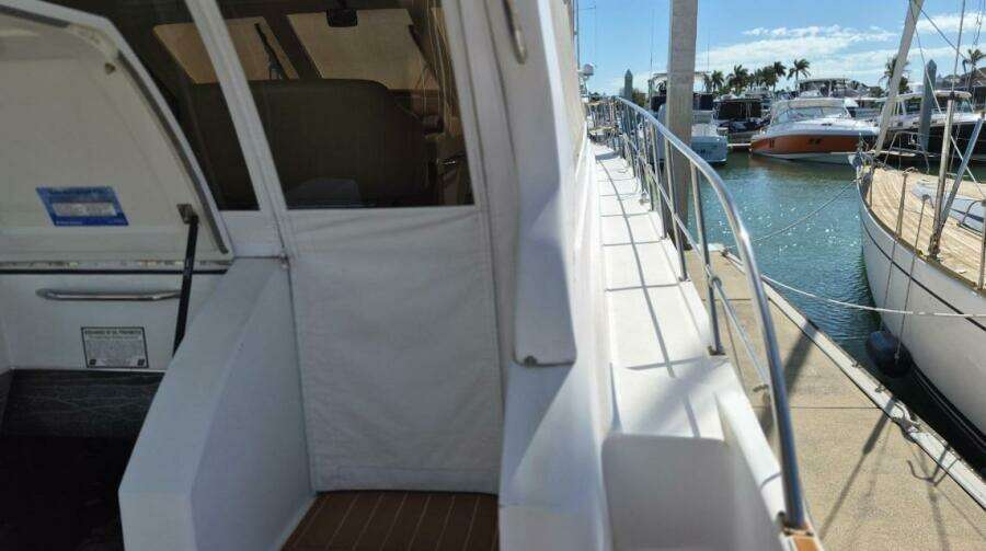 2003 Navigator Californian Veneti