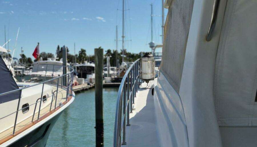 2003 Navigator Californian Veneti