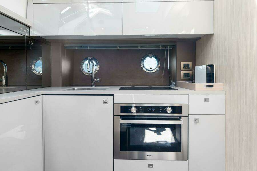 2022 Cranchi M 44 HT