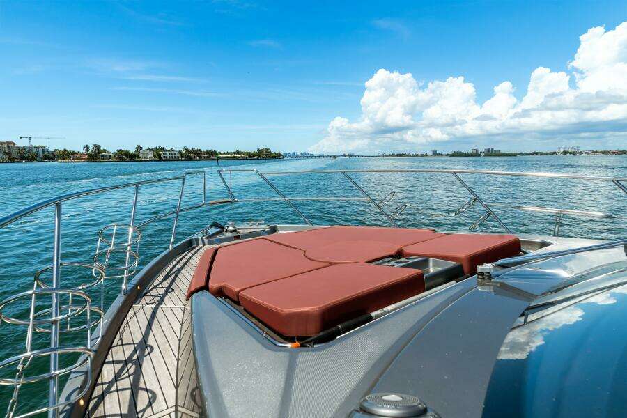 2022 Cranchi M 44 HT