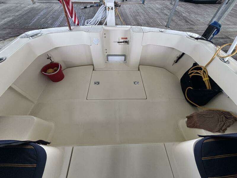 2004 Mainship Pilot 30 Rum Runner II
