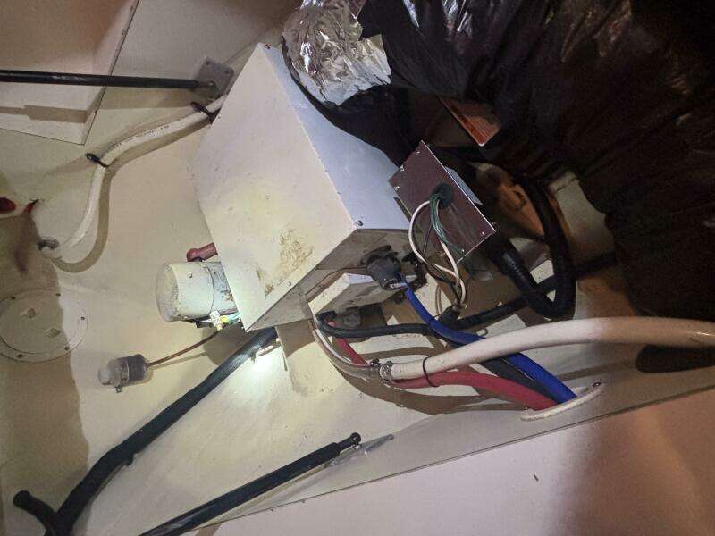 2004 Mainship Pilot 30 Rum Runner II