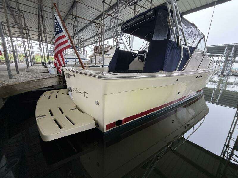 2004 Mainship Pilot 30 Rum Runner II