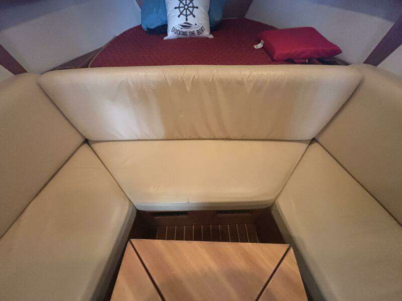 2004 Mainship Pilot 30 Rum Runner II