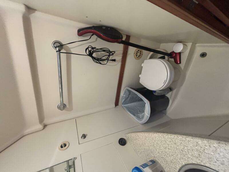 2004 Mainship Pilot 30 Rum Runner II