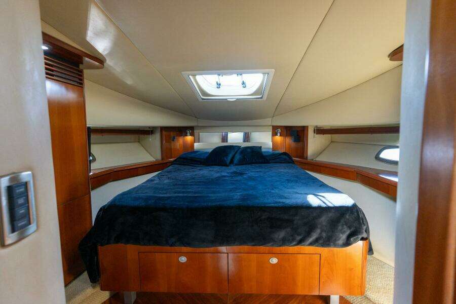 2005 Sea Ray 48 Sundancer