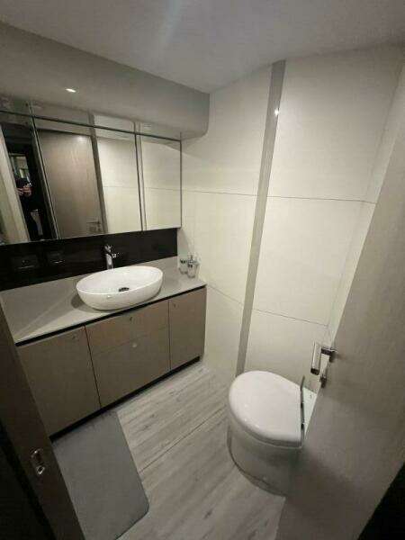 2023 Absolute 48 Navetta