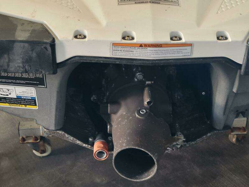 2017 Sea Ray Sundancer 460