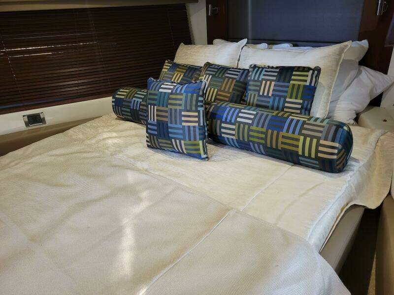 2017 Sea Ray Sundancer 460