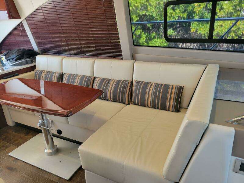 2017 Sea Ray Sundancer 460