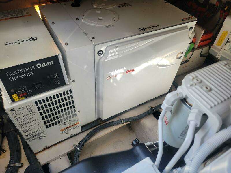 2017 Sea Ray Sundancer 460