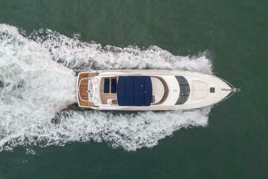2008 Sunseeker Manhattan 70