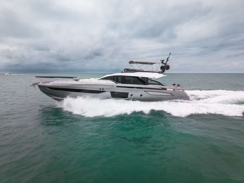 2020 Azimut S8