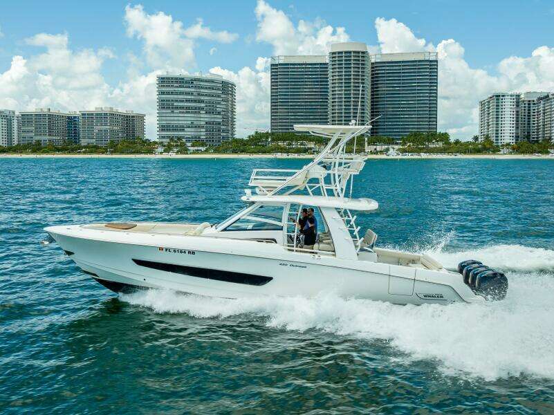 2016 Boston Whaler 