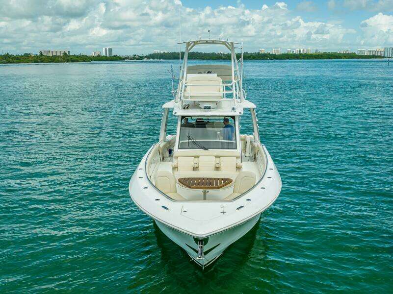2016 Boston Whaler 