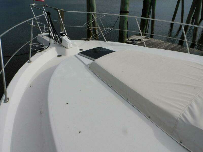 1993 Carver 445 Aft Cabin Motor Yacht