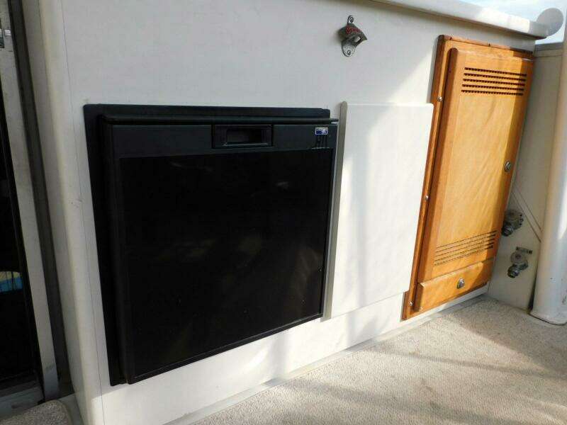 1993 Carver 445 Aft Cabin Motor Yacht