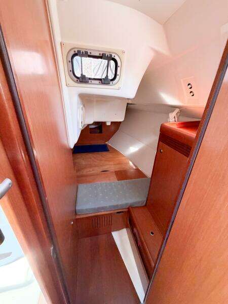 2009 Beneteau Oceanis 31