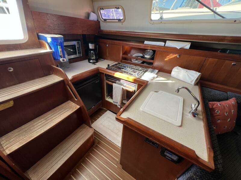 2005 Hunter 33-2