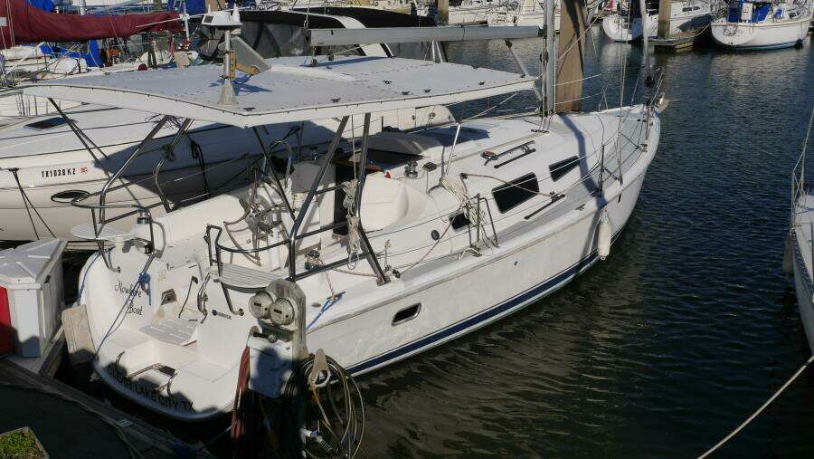 2005 Hunter 33-2
