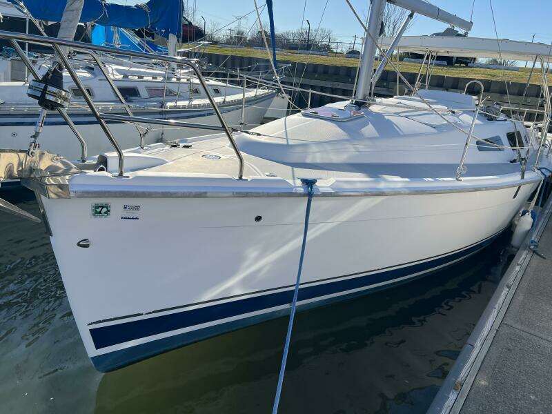 2005 Hunter 33-2