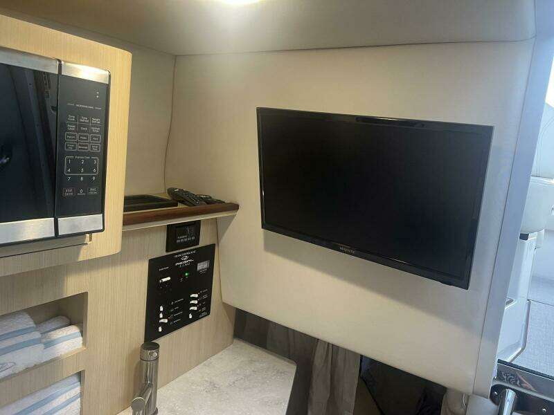 2024 Regal 26 Express