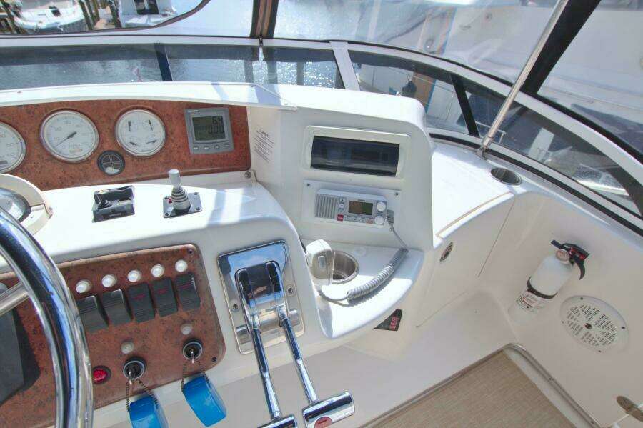 2006 Silverton 39 Motor Yacht