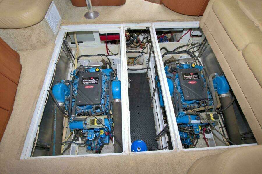 2006 Silverton 39 Motor Yacht