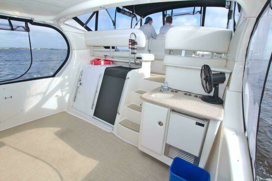 2006 Silverton 39 Motor Yacht